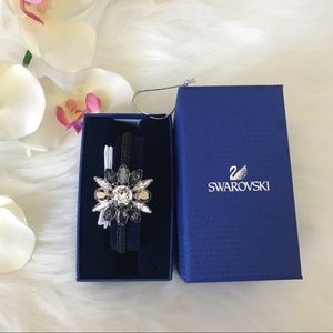 Swarovski flower black crystal bracelet- NWT